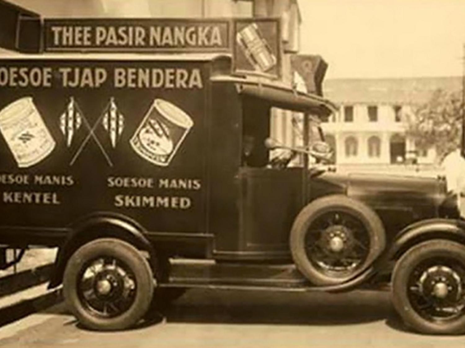 1922 